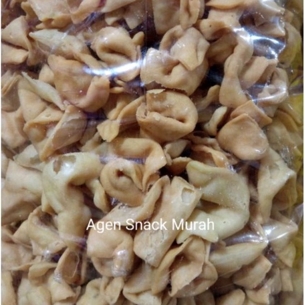 

Keripik Pangsit Lipat 200GR/Kripik Pangsit Bawang/SNACK Kiloan/Snack Murah/Cemilan Santai