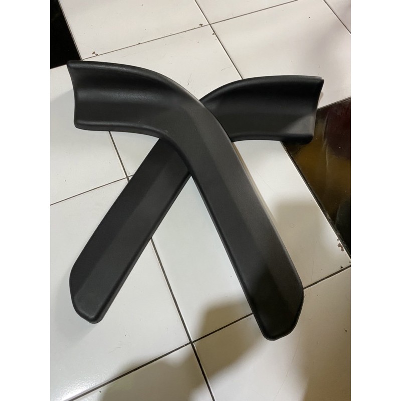 Winglet/Vender Diffuser Mobil Universal