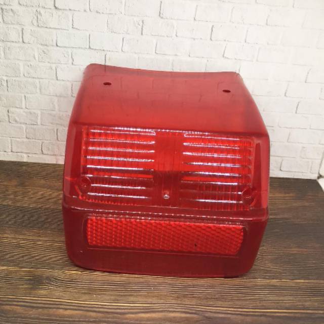 Mika lampu belakang vespa super sprint