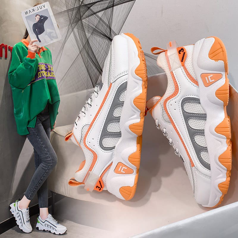 Sepatu sneakers import wanita model  new shoes women 2021 terkeren