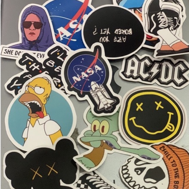

STICKER TUMBLR HYBE SERIES BISA CUSTOM STICKER LAPTOP HP MOTOR HELM