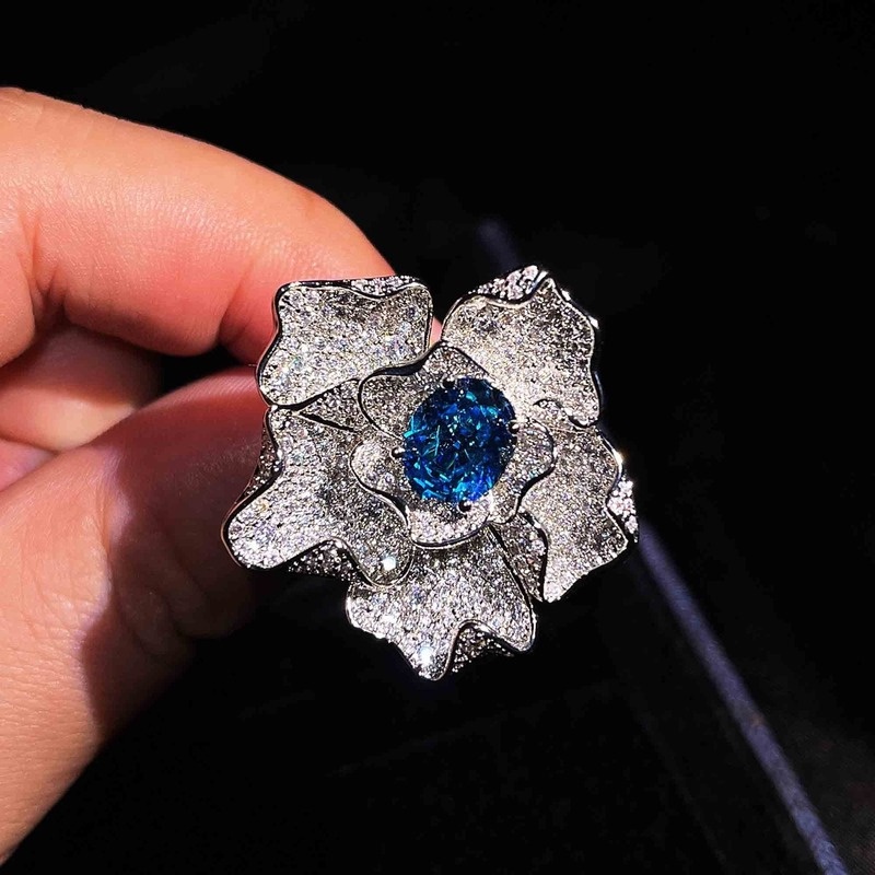 Premium Custom Luxury Full Diamond Sea Blue Moissanite Ring