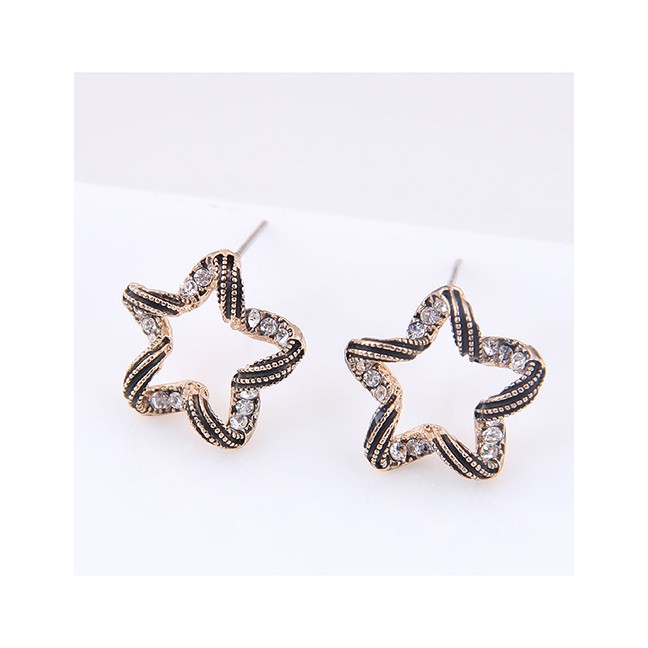 LRC Anting Tusuk Fashion Gold Stud Earrings A58805