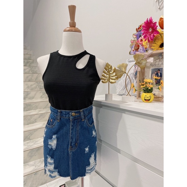 croptop ellia buntung,croptop wanita ellia polos wafer,atasan buntung polos wafer wanita korean style.croptop polos ellia buntung.croptop korean style