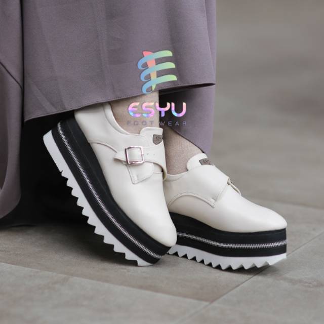 Sepatu Zipper ESYU