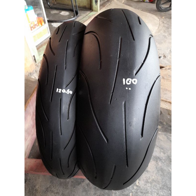 sepasang ban bekas import michelin 120 70 17 180 55 17 not battlax s21 s22