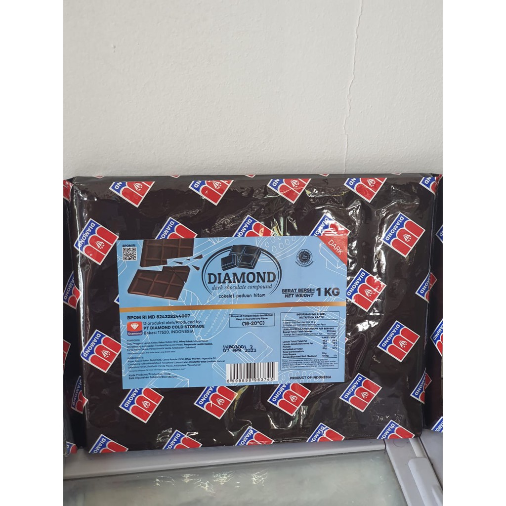 

DIAMOND/DIAMON DCC COKELAT COMPOUND 1 BATANG 1 KG