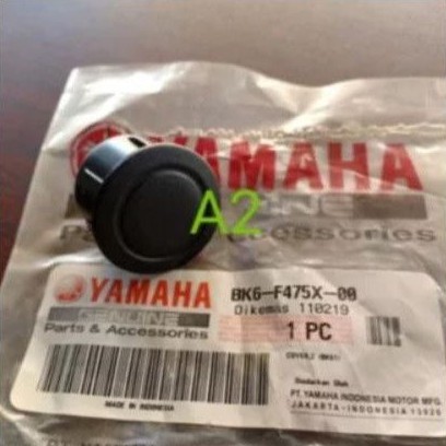 Cover 2 cover tutup baut jok belakang yamaha R15 VVA V3 original BK6-F475X-00