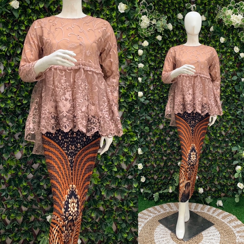 Kebaya modern / Kebaya remaja / Kebaya ocean / Kebaya bali / Kebaya wisuda / Kebaya terbaru / kebaya brokat