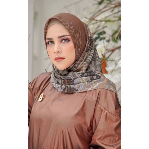 Buttonscarves The Farsha Series/Rustic Brown/Voal Square