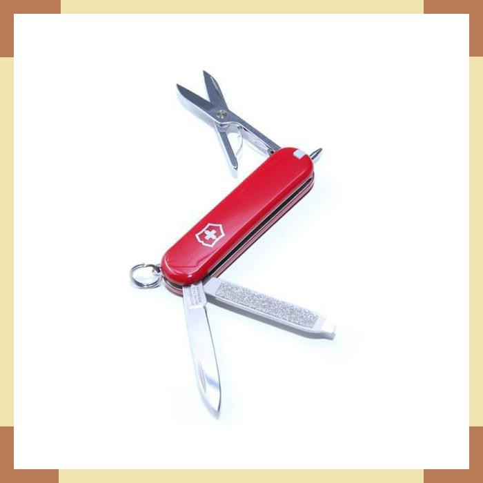 

VICTORINOX SIGNATURE GIFTBOX TOOL ALAT SAKU SERBAGUNA