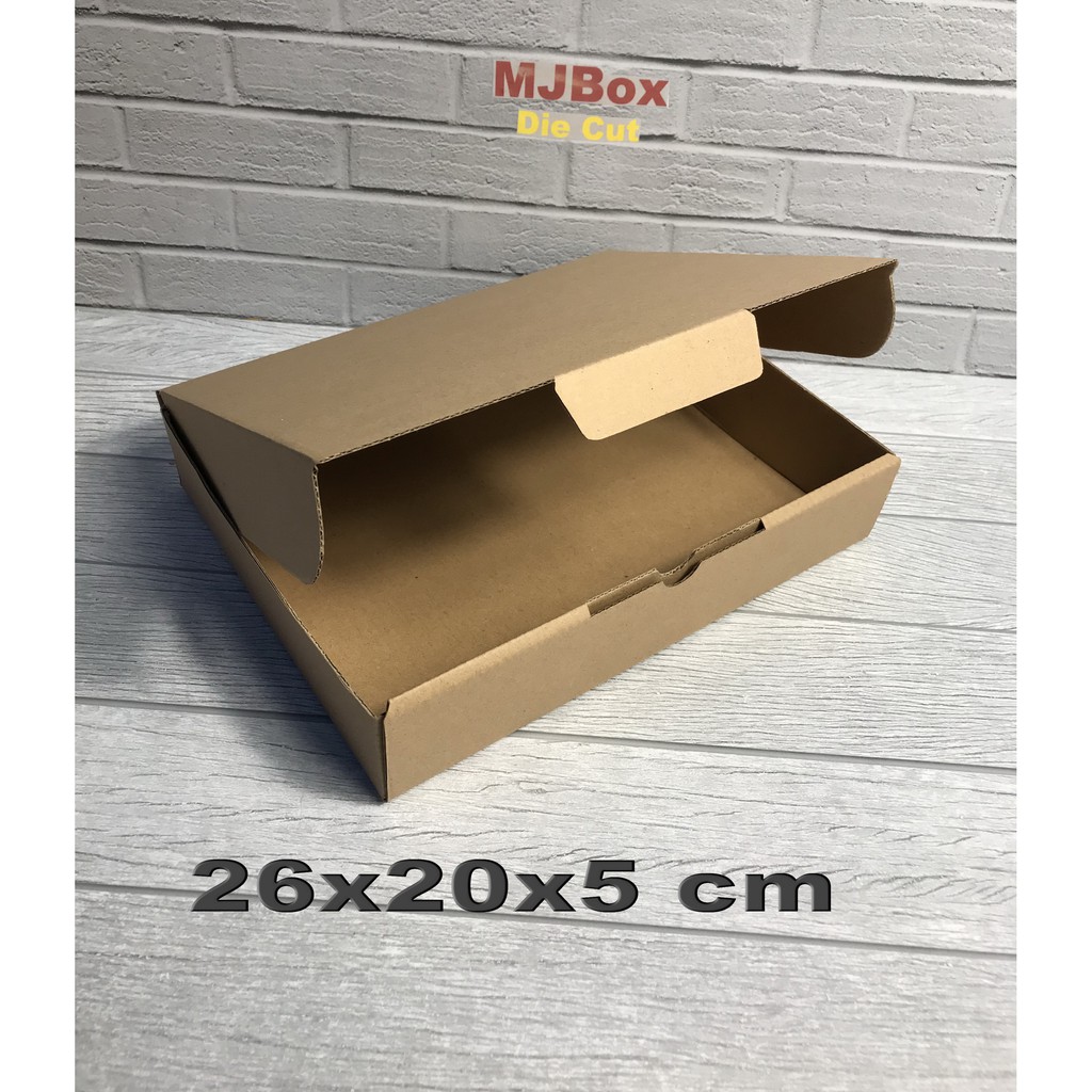 

Kardus uk. 26 x 20 x 5 cm....Die Cut karton box untuk Kotak Aksesoris dll model box pizza