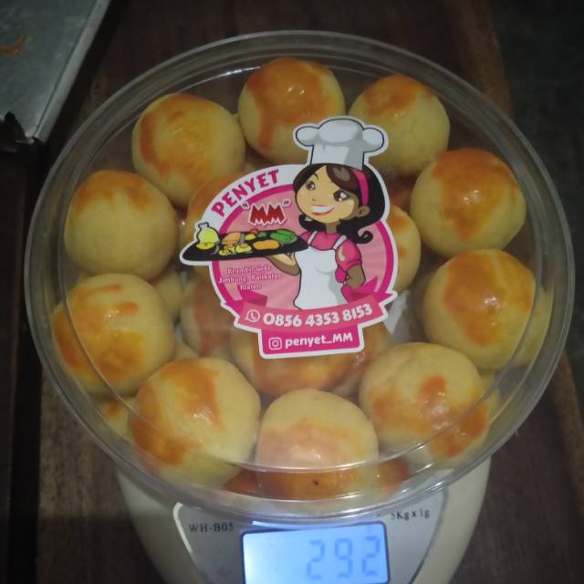

Nastar empuk
