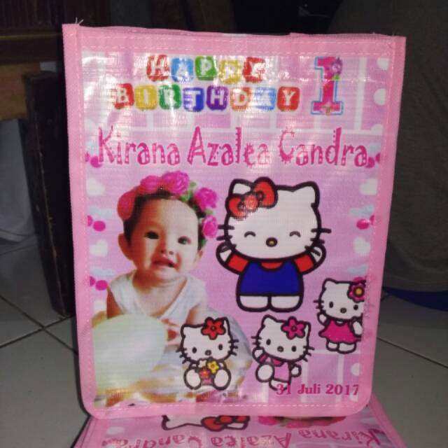 

Tas souvenir ulang tahun