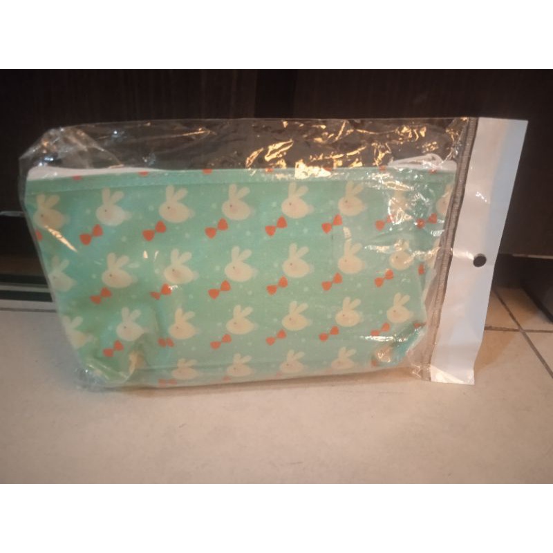 

Tempat pensil pouch