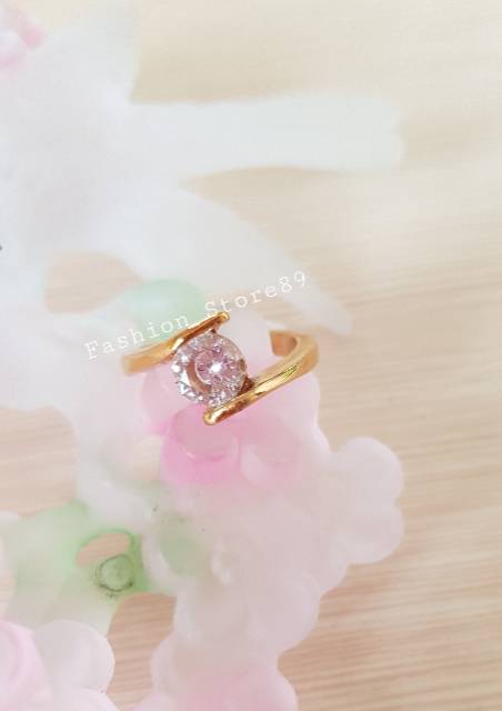 Cincin Titanium Gold Permata putih Anti karat import / CTG201