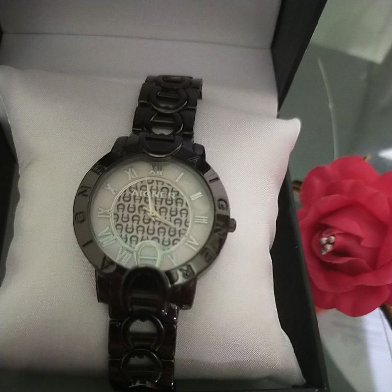 Jam Tangan Cewek Aig*ner + Box hitam