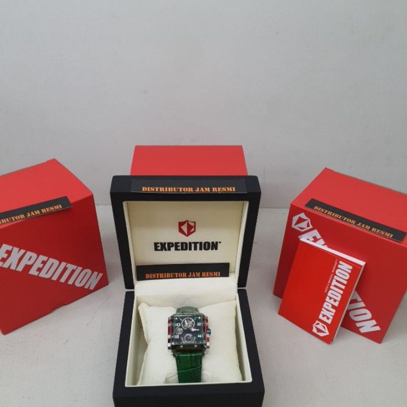 Jam Tangan Wanita Expedition E6757B Silver Dial Green Leather Cronograph