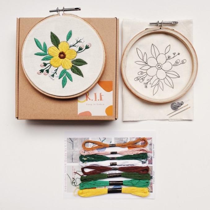 EMBROIDERY KIT PACKAGE FLOWER / Paket kit menyulam pemula