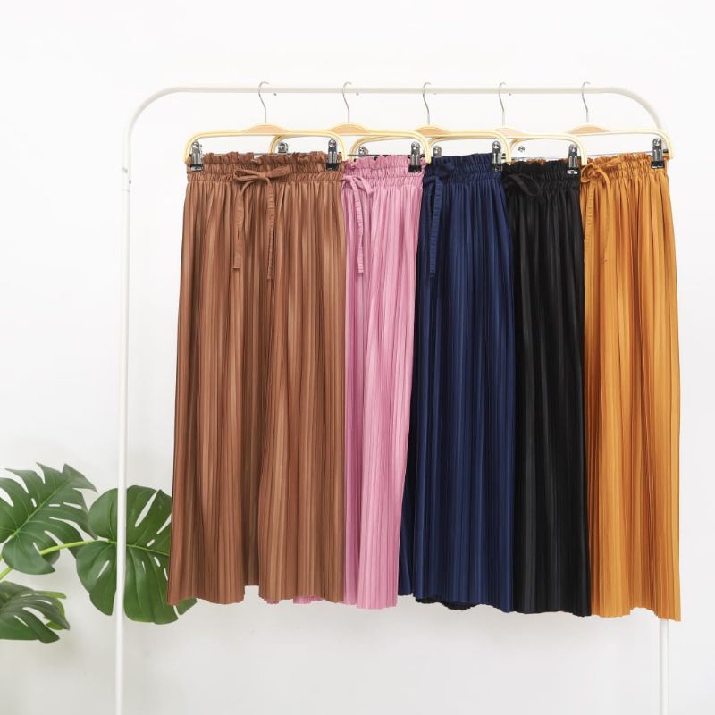 ROK KULOT DEWASA PLISKET PREMIUM