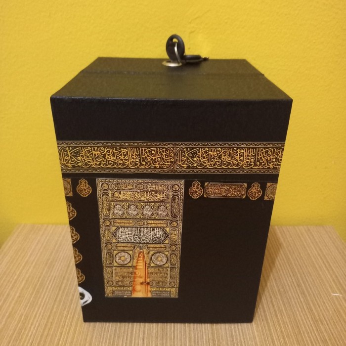 BAROKAH GAMIS Celengan Miniatur Kabah