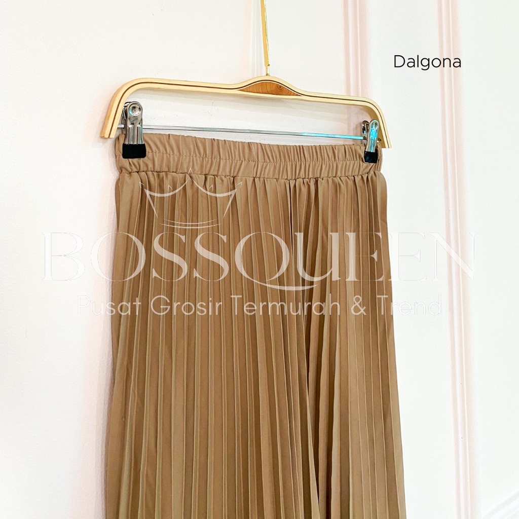 Rok plisket pendek 7/8 wanita model payung / Rok Plisket Mayung pendek / Rok Kerja Dewasa-Dalgona