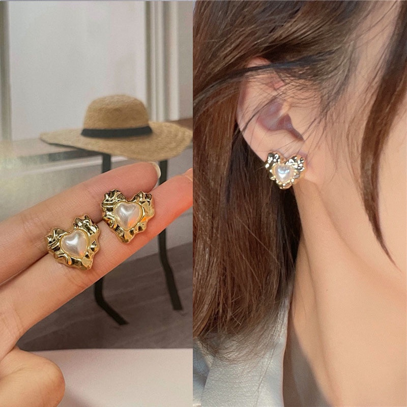 1 Pasang Anting Tusuk Bentuk Hati Aksen Mutiara Untuk Wanita