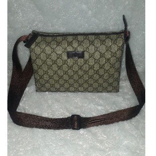 TAS SELEMPANG WANITA GUCCI