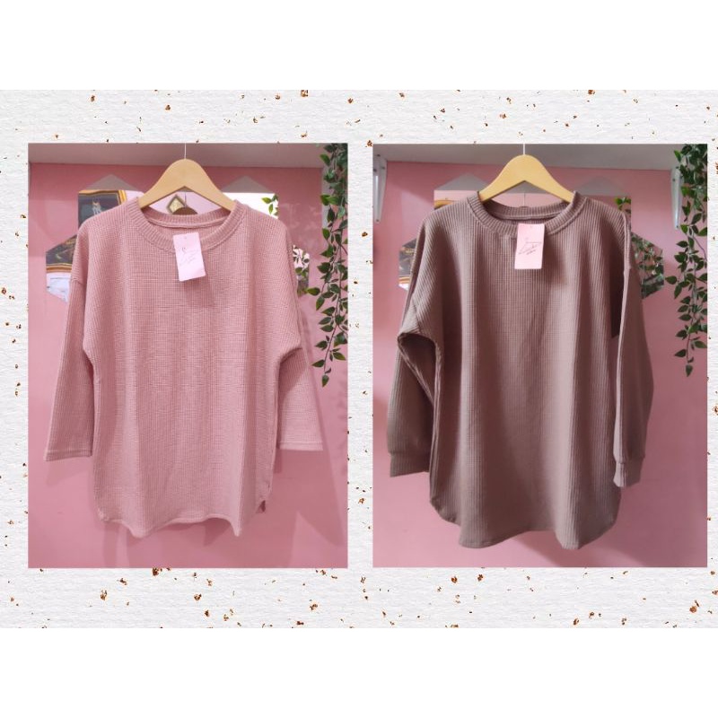 Atasan Knit Uniqlo by Clarke