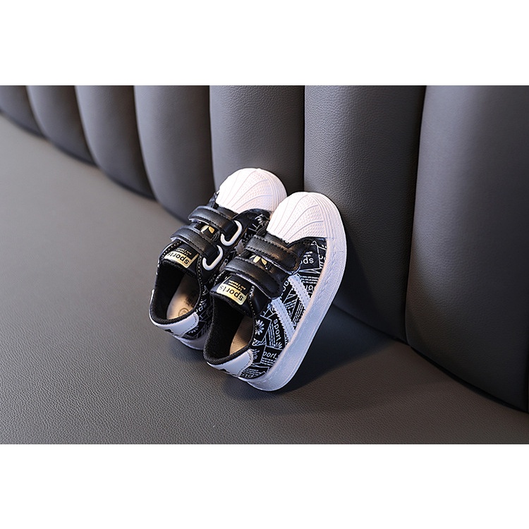 Sepatu Anak Kets Sport Garis