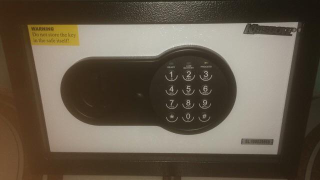 Krisbow Brankas 20et-1/2 - Hitam / Brankas Uang Digital Safe Box / Brankas Mini