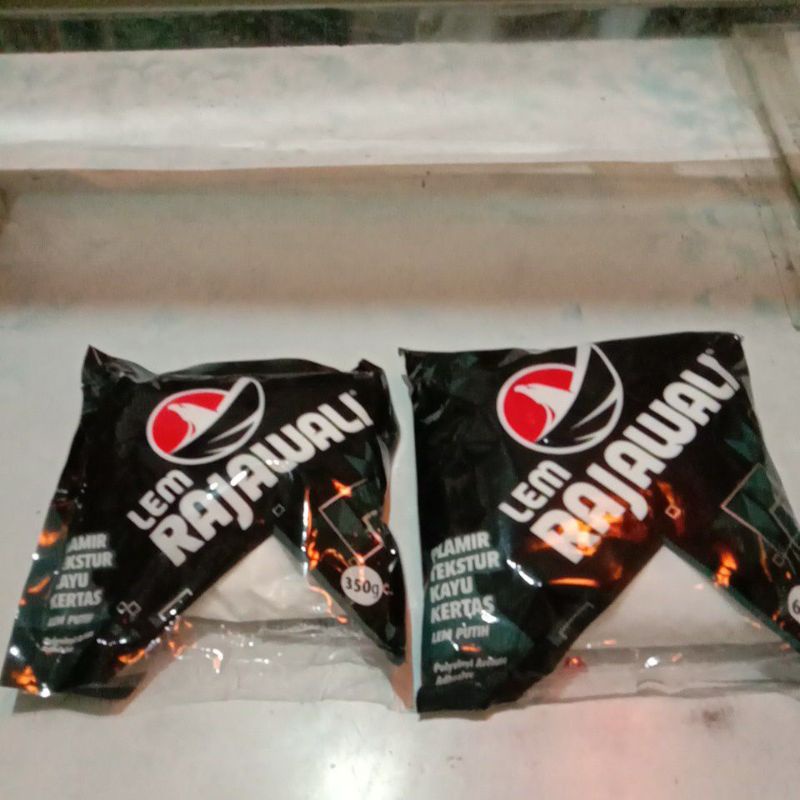 lem putih rajawali