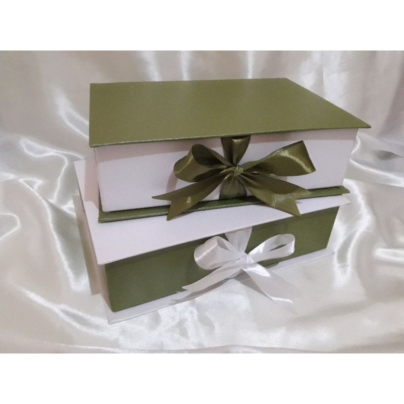 

Hardbox Box Polos / Box Hampers Lebaran