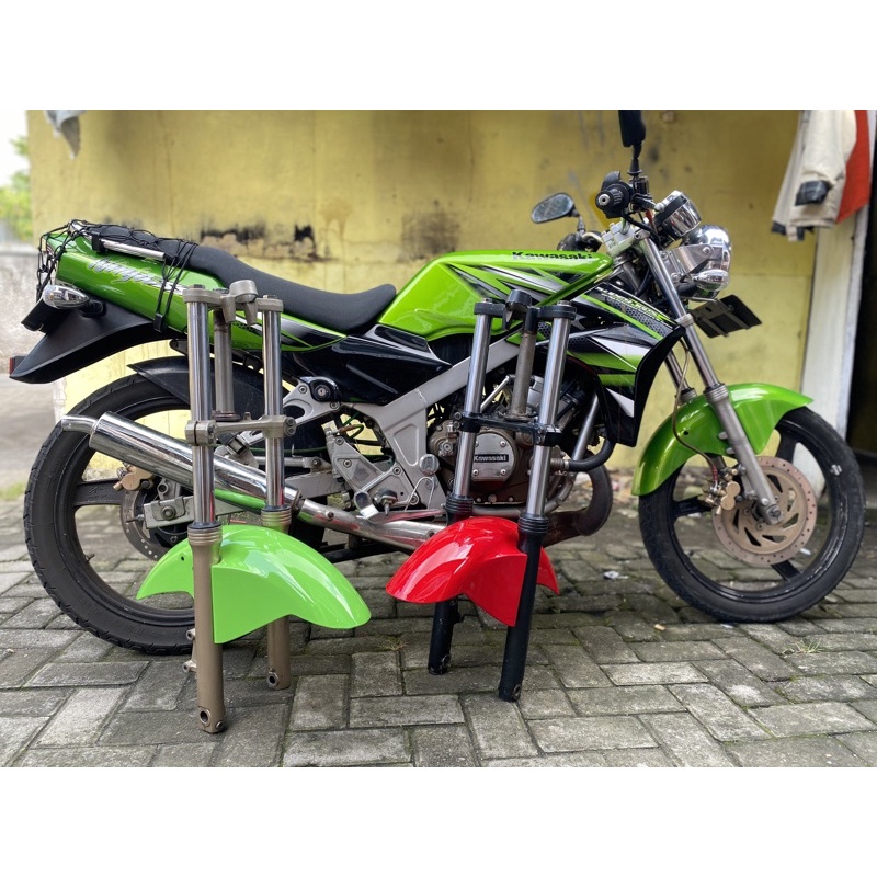 Slebor Depan Spakbor Kawasaki Ninja Victor R Original