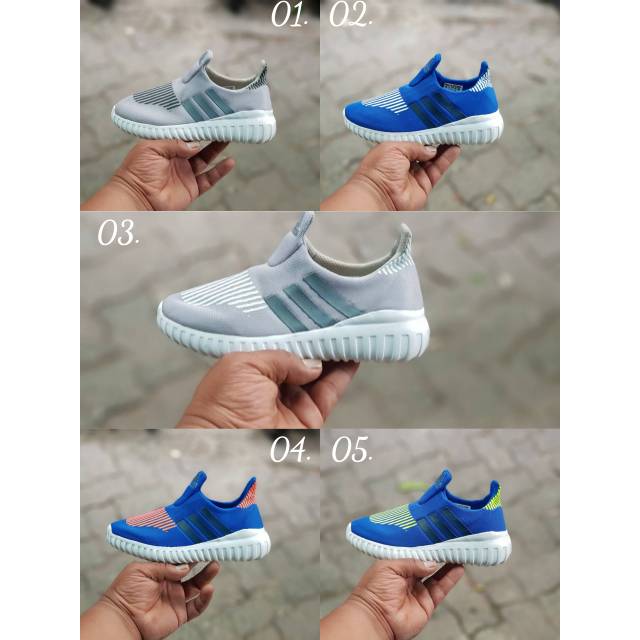 sepatu anak adidas slip on