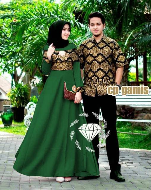 CP YASMIN BATIK COUPLE MUSLIM BATIK PRADA MOSCREPE PASANGAN KEMEJA DAN GAMIS MAXY KR ADA VIDEO REAL PICT