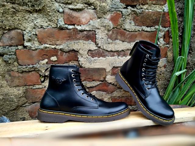 Sepatu Pria &amp; Wanita Dr. Martens | Sepatu Dokmart Clasik 8 Hole | Sepatu Formal Casual