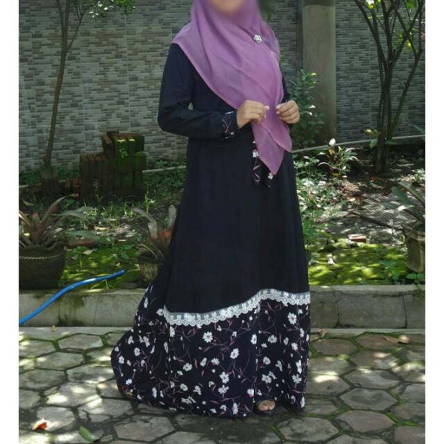 Gamis wolfis polos  hitam busui kombinasi monalisa renda ld 100