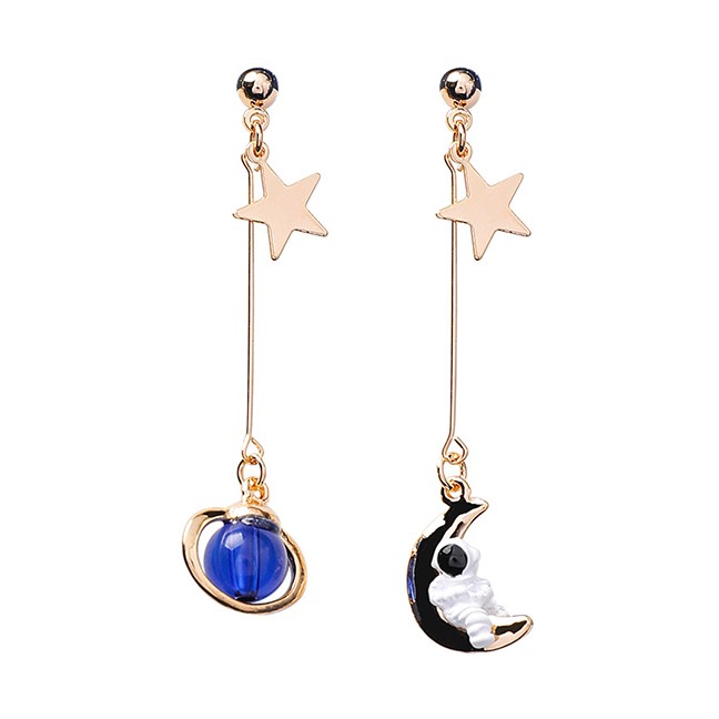 LRC Anting Tusuk Fashion Astronaut Planet Long S925 Silver Needle Star Moon Crystal AsymmetricF48213