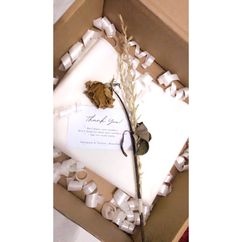

EXTRA BOX