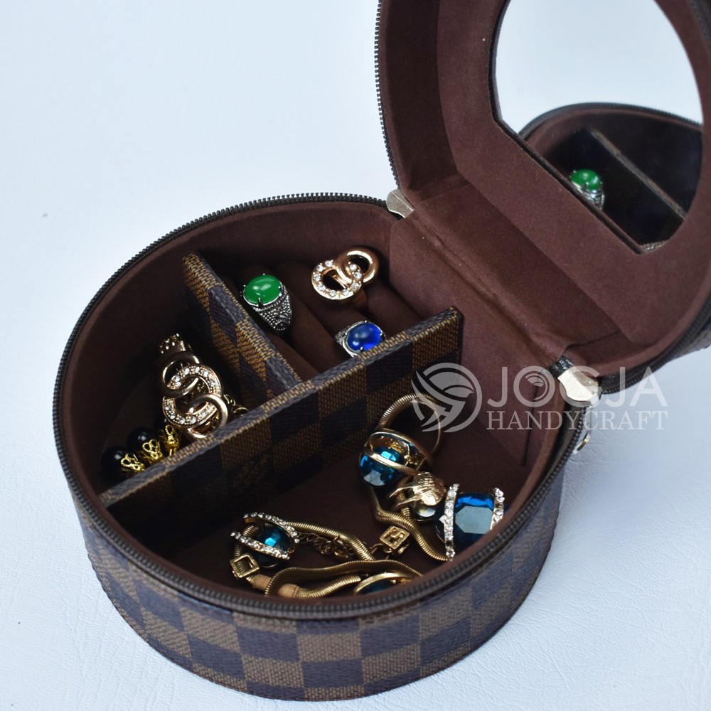 Kotak Emas Tempat Perhiasan &amp; Aksesoris / Traveller Jewelry Box