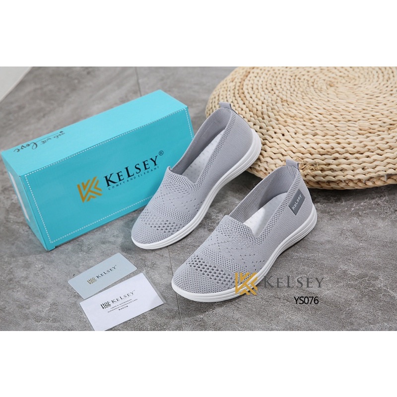 Kelsey  Sepatu Flyknit Flat Shoes Wanita  YS076
