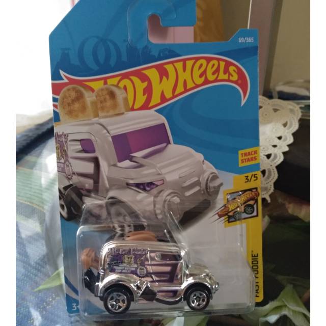 Hot Wheels 3/5 Roller Toaster