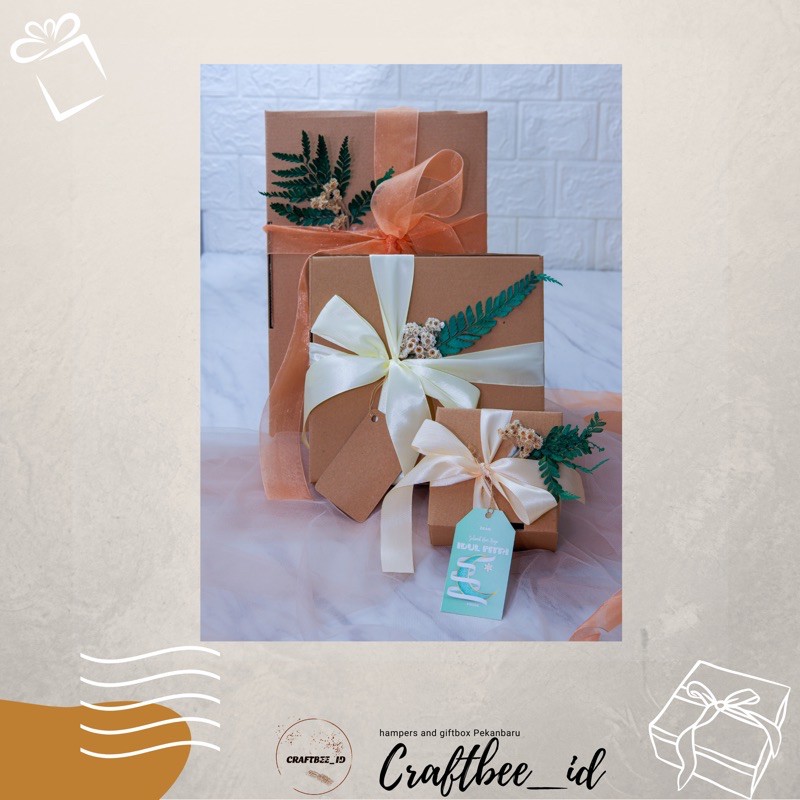 

Custome Giftbox /Hampers Ulangtahun/lebaran/anniversary/widusa/babyborn/dll