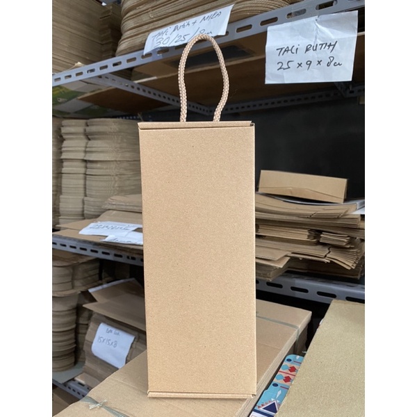 

kotak kado/hampers box koper tali coklat size 25x10x10