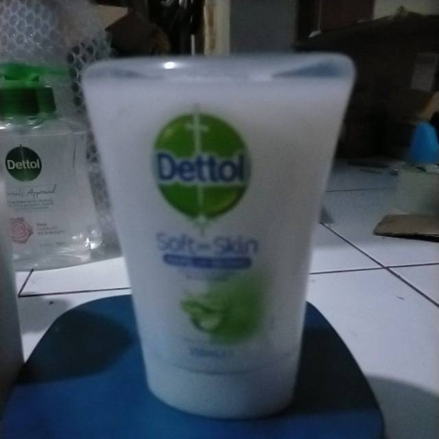 Dettol handwash botol pump 245g,250ml