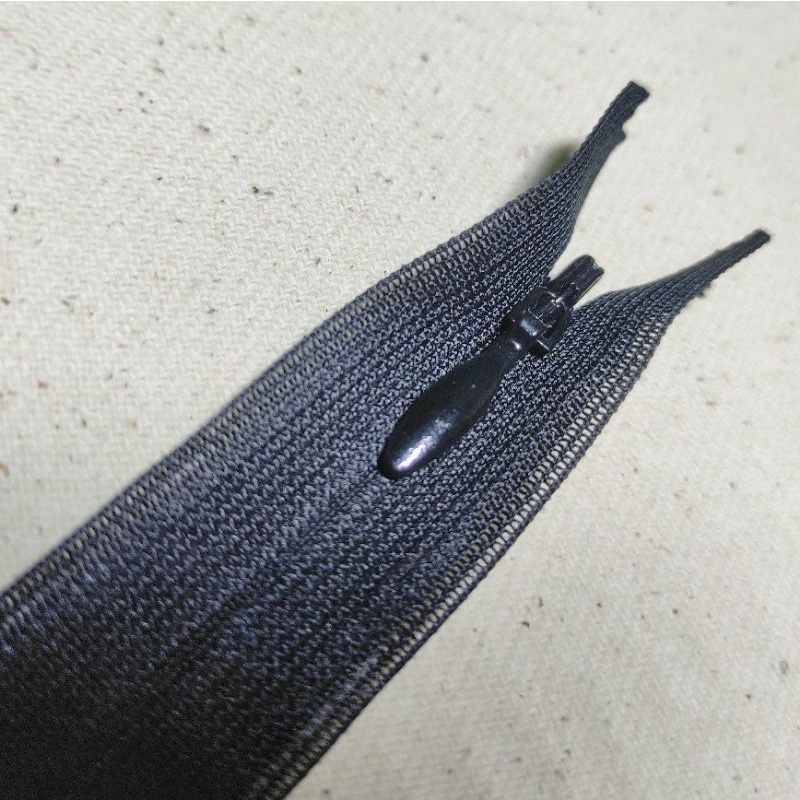 resleting ykk jepang 25cm