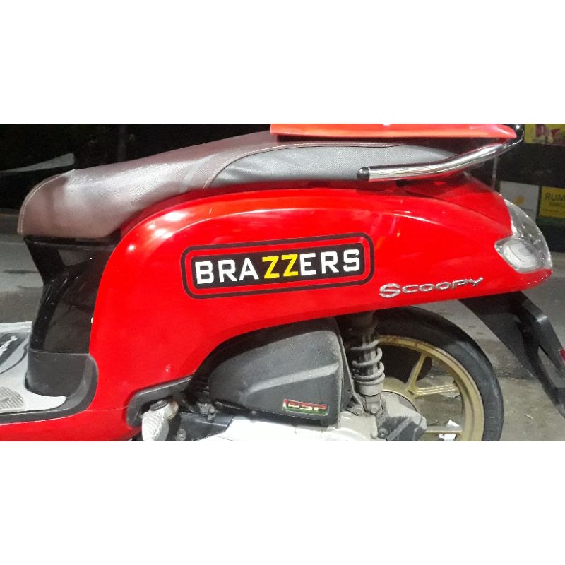 STIKER CUTTING BRAZZERS BODY motor Beat vario dll