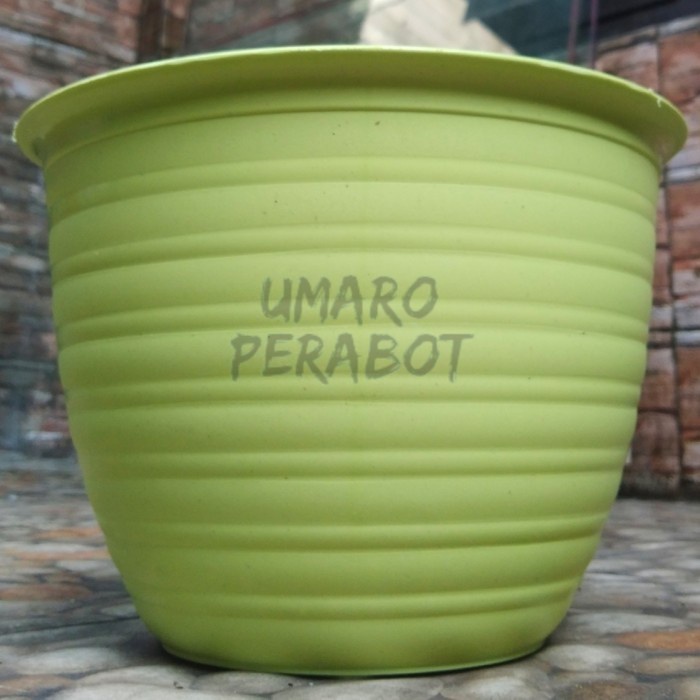 Pot Tawon Ukuran 25 Warna Hijau Lime / Pot Tanaman / Pot Bunga / Umaro Perabot