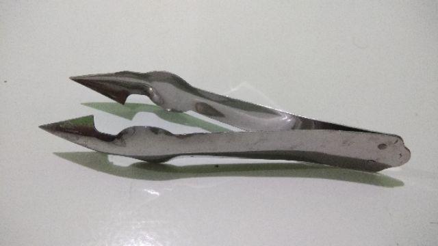 Alat Penjepit Mata Nanas Bahan Stainless Tebal Anti Karat